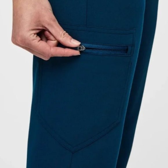 FIGS High Waisted Zamora™ Jogger Scrub Pants 2.0 (Deep Reef) - Picture 5 of 6
